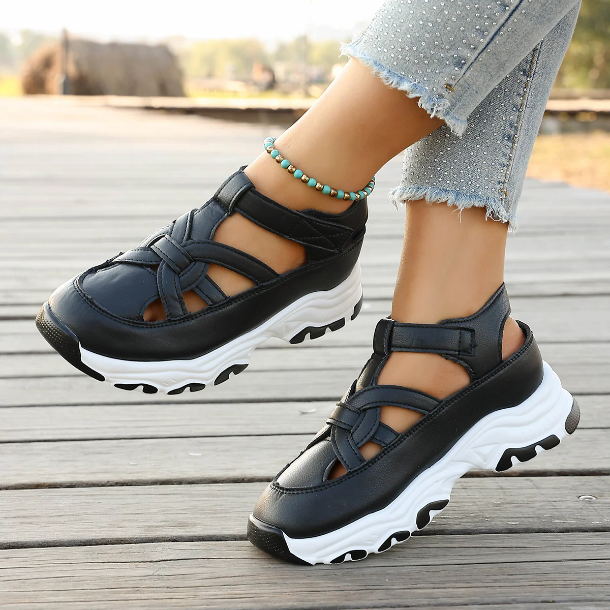 Damen Sneaker Sandalen mit komfortablem Riemendesign und atmungsaktiver Oberflächenstruktur Heidi Mode - Image 4