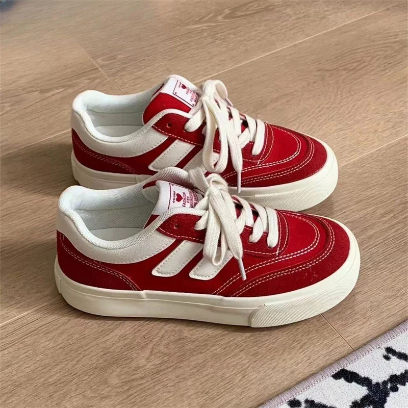 Damen Sneakers aus weichem Veloursleder mit rutschfester Sohle Heidi Mode - Image 2