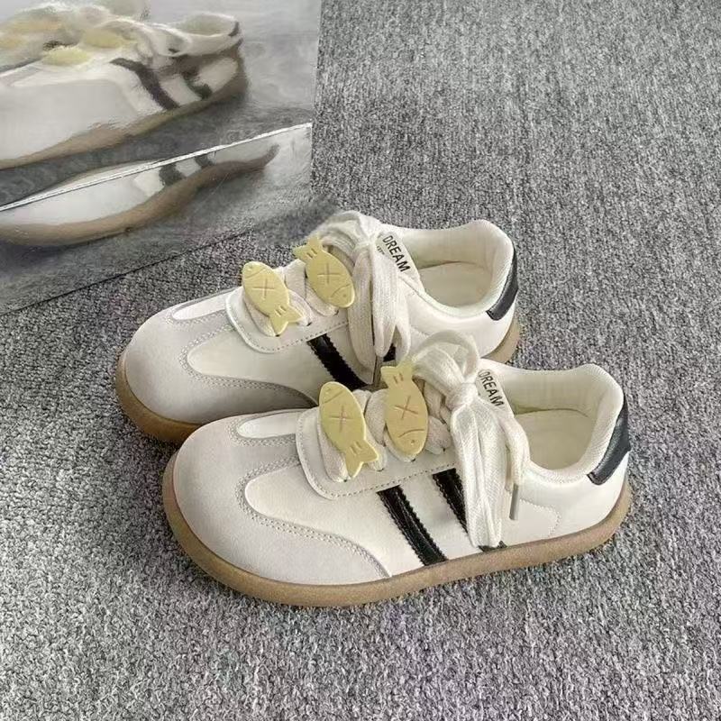 Damen Sneakers im lässigen Alltagsdesign mit spielerischen Applikationen Heidi Mode - Image 5