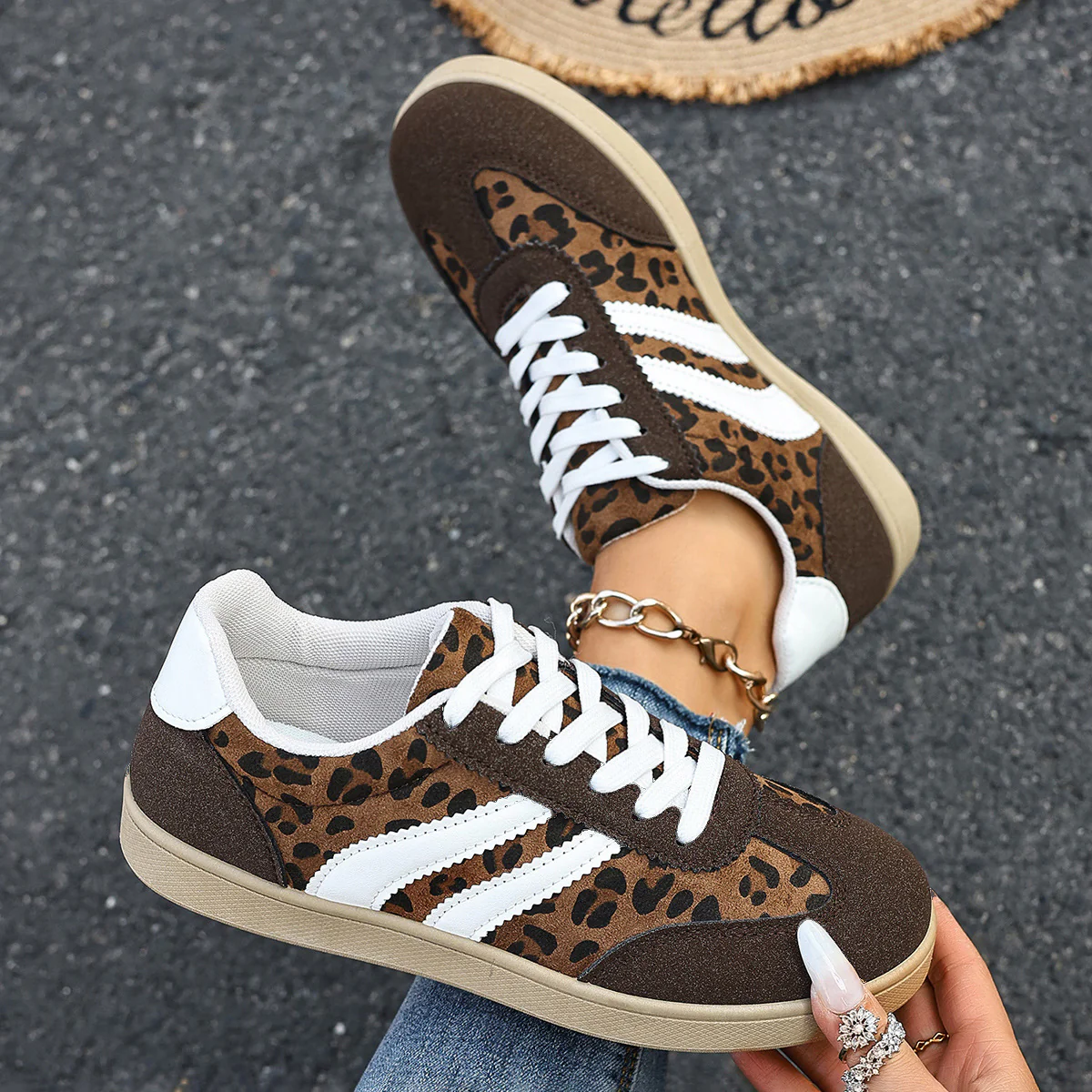 Damen Sneakers im Leopardenmuster mit bequemer Sohle Heidi Mode - Image 3