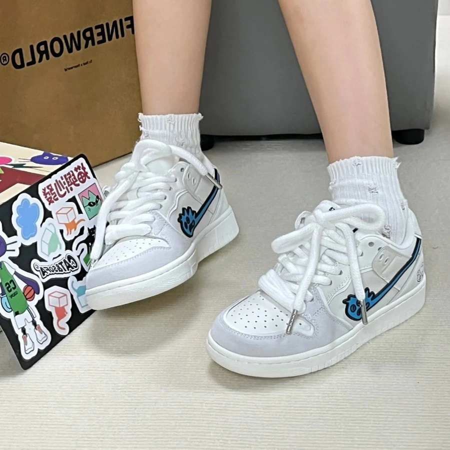 Damen Sneakers im modernen Design mit atmungsaktiver Mesh-Oberfläche Heidi Mode - Image 2