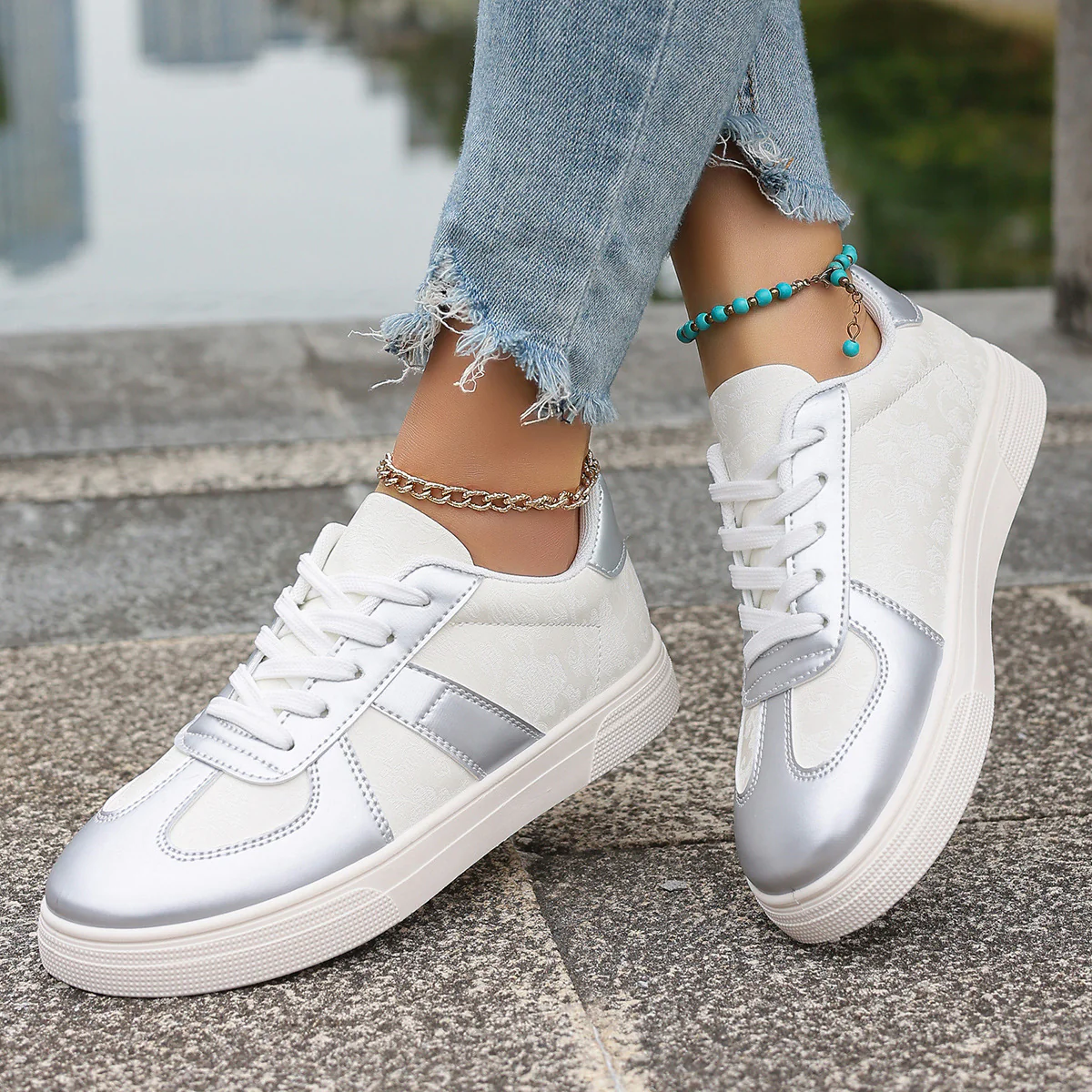 Damen Sneakers im modernen Retro-Design mit atmungsaktiven Einsätzen Heidi Mode - Image 3