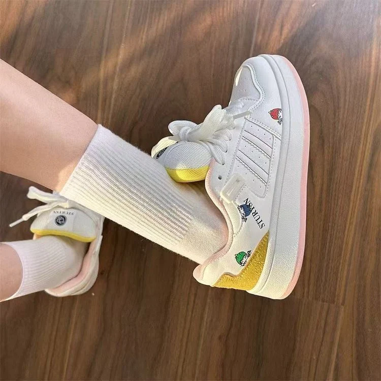 Damen Sneakers im modernen Sportdesign mit farbigen Applikationen Heidi Mode - Image 3