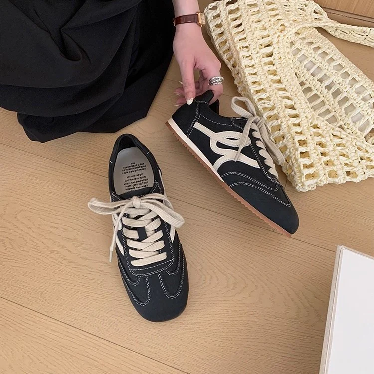 Damen Sneakers im Retro-Design mit atmungsaktivem Obermaterial und robustem Profil Heidi Mode - Image 2