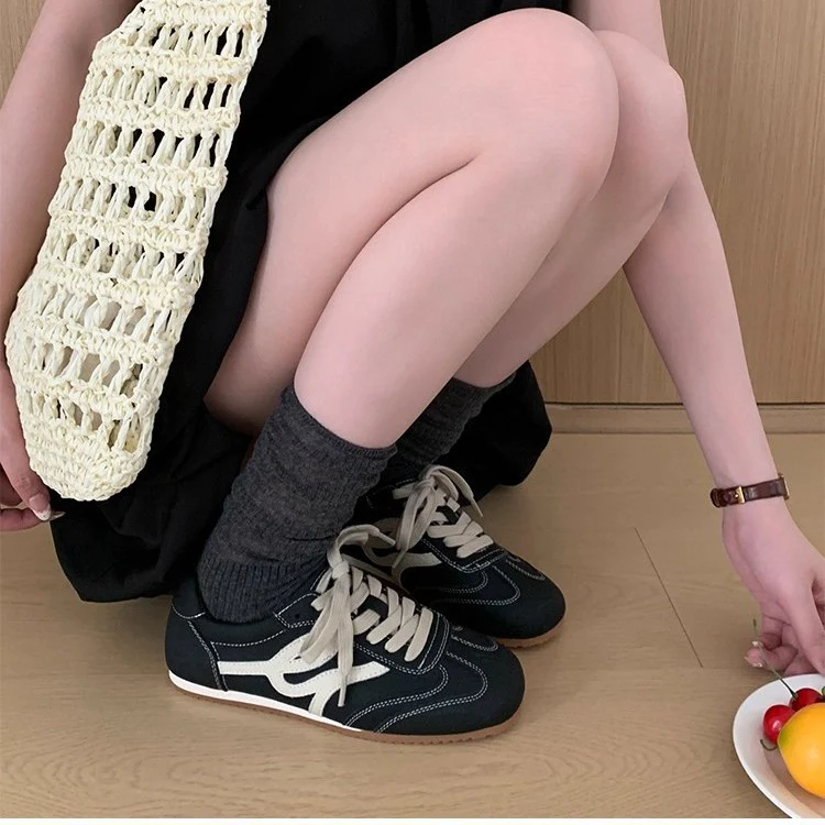 Damen Sneakers im Retro-Design mit atmungsaktivem Obermaterial und robustem Profil Heidi Mode - Image 3