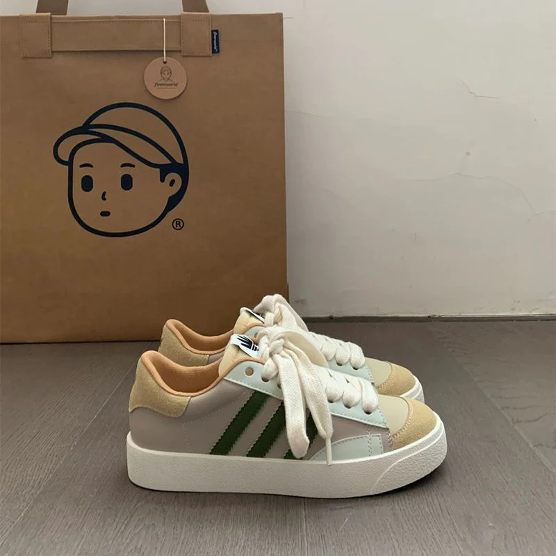 Damen Sneakers im sportlichen Retro-Look mit gepolsterter Sohle Heidi Mode - Image 7