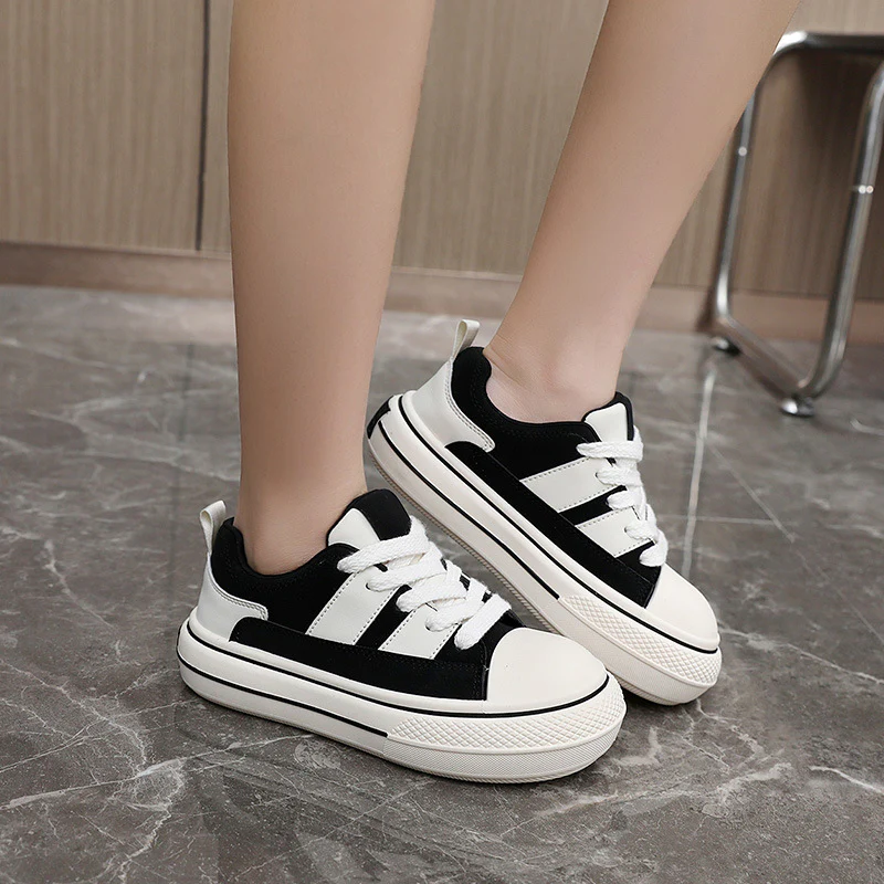 Damen Sneakers im sportlichen Retro-Stil mit atmungsaktiven Mesh-Einsätzen Heidi Mode - Image 4