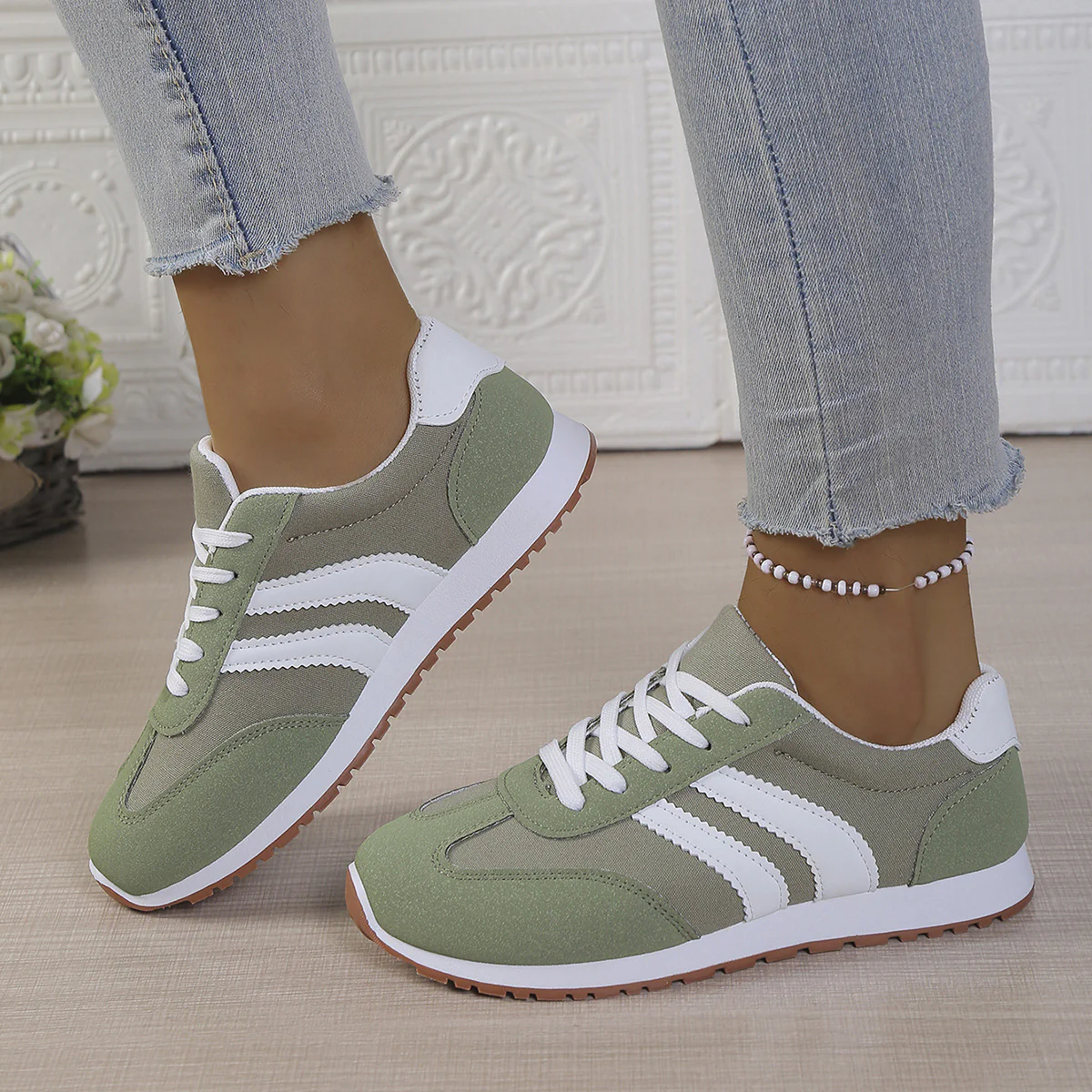Damen Sneakers im sportlichen Retro-Stil mit atmungsaktiver Oberflächenstruktur Heidi Mode - Image 3