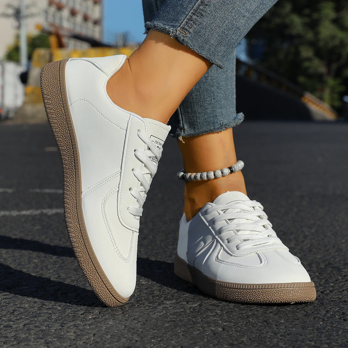 Damen Sneakers im sportlichen Retro-Stil mit rutschfester Sohle Heidi Mode - Image 6