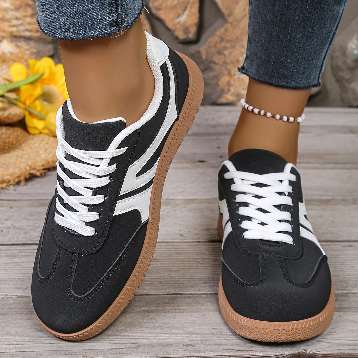 Damen Sneakers im sportlichen Stil mit trendigem Design Heidi Mode - Image 2