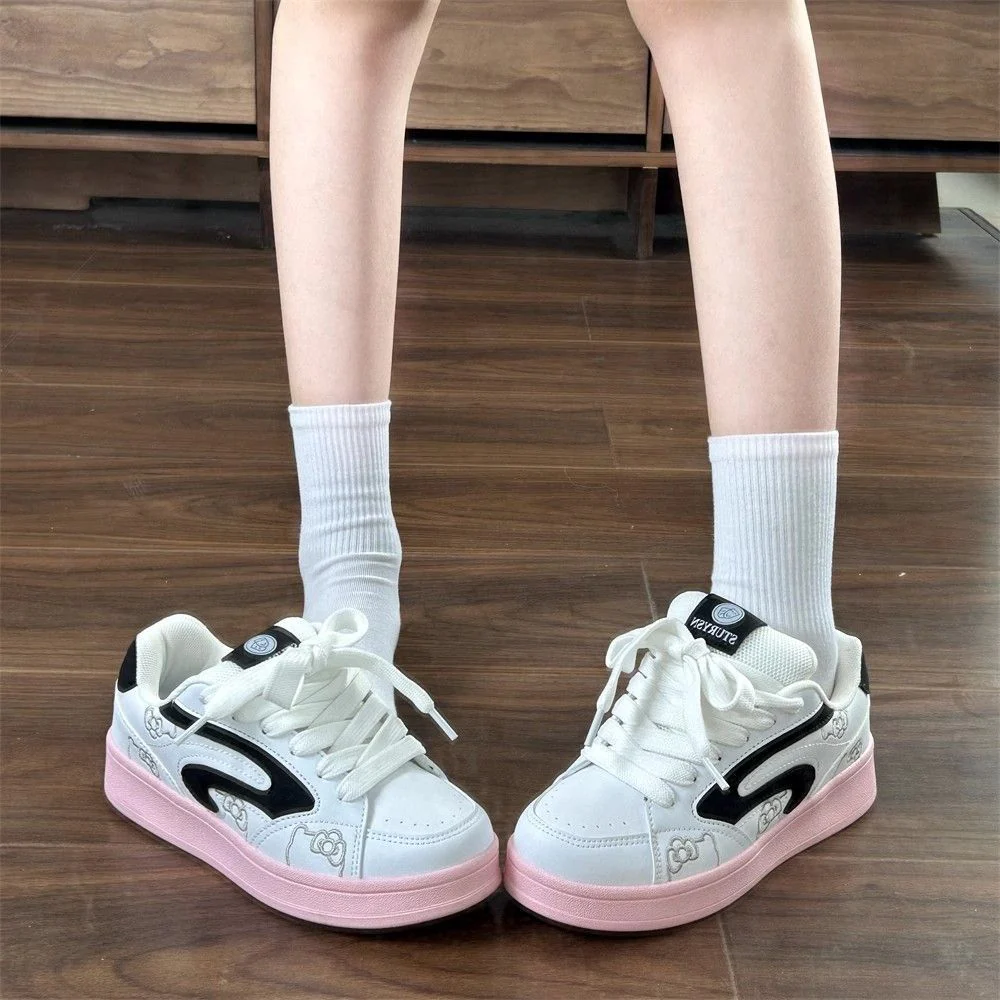 Damen Sneakers im trendigen Cartoon-Design mit gepolsterter Innensohle Heidi Mode - Image 3