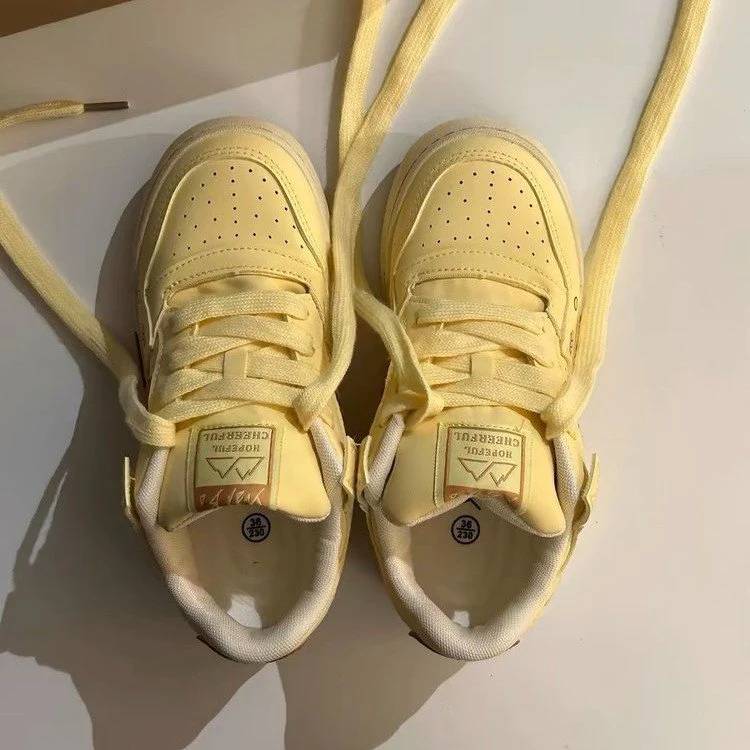 Damen Sneakers im verspielten Design mit bunten Applikationen und bequemer Dämpfung Heidi Mode - Image 4