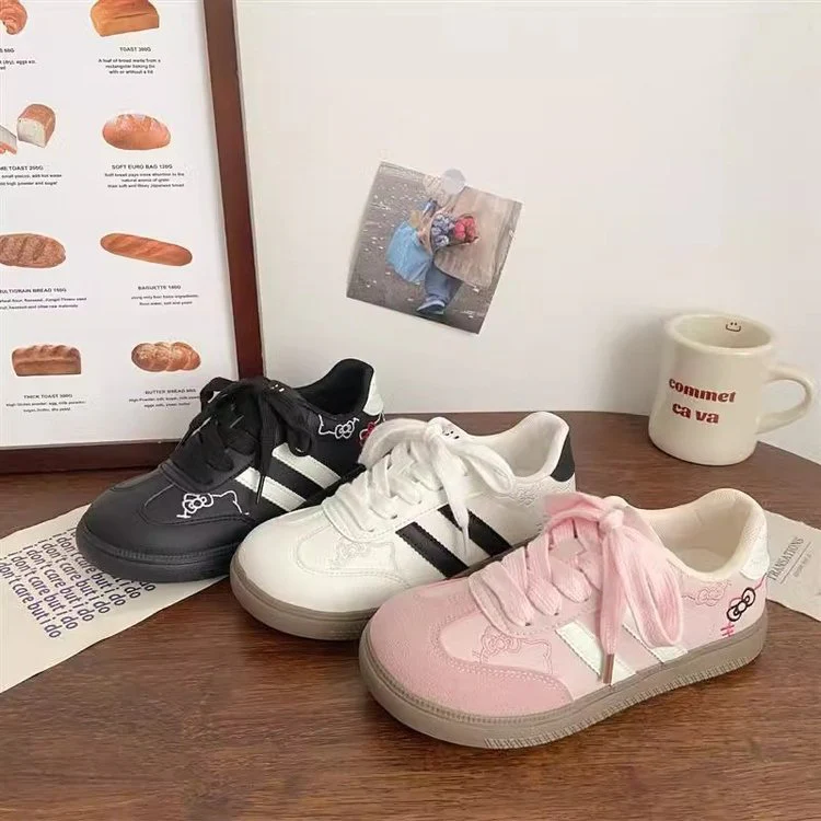 Damen Sneakers im verspielten Design mit Hello Kitty-Applikationen Heidi Mode - Image 5