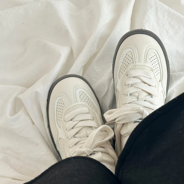 Damen Sneakers mit atmungsaktivem Obermaterial und bequemer Dämpfung Heidi Mode - Image 2