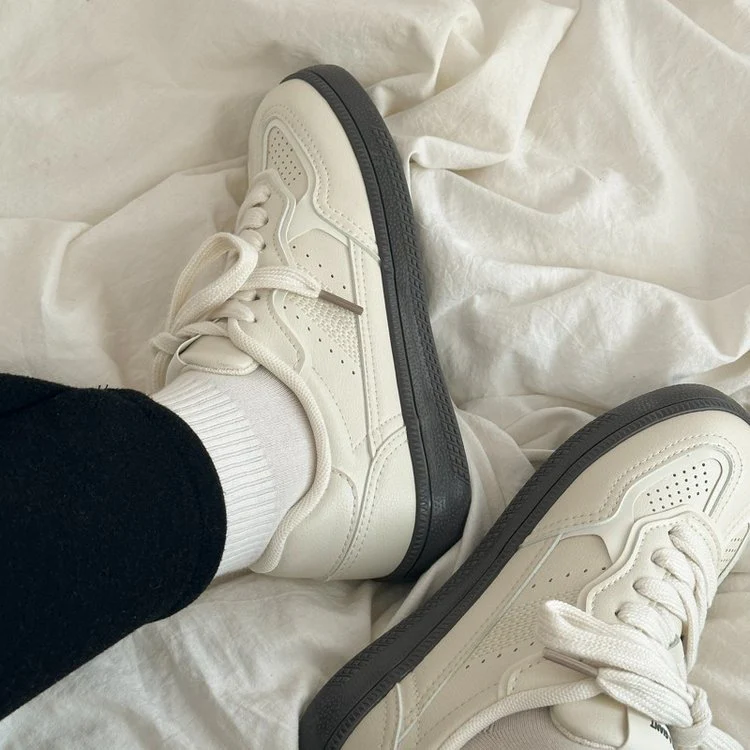 Damen Sneakers mit atmungsaktivem Obermaterial und bequemer Dämpfung Heidi Mode - Image 4