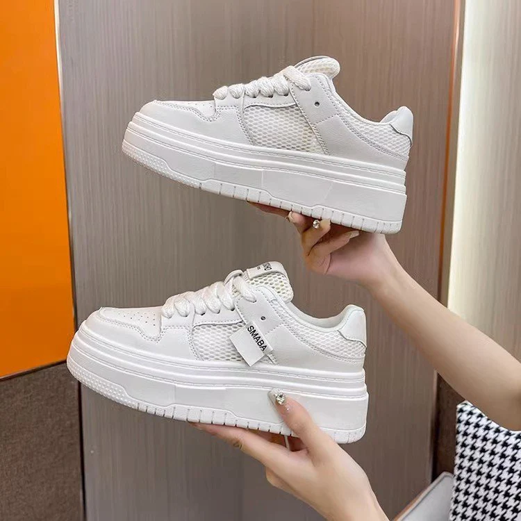 Damen Sneakers mit dämpfendem Plateau und atmungsaktivem Obermaterial Heidi Mode - Image 2