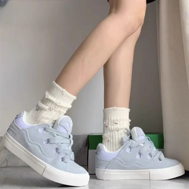 Damen Sneakers mit einzigartigem Schnürsystem und weicher Sohlenkonstruktion Heidi Mode