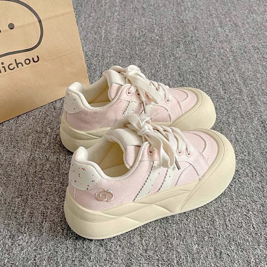 Damen Sneakers mit eleganter Struktur und modischen Details Heidi Mode - Image 6