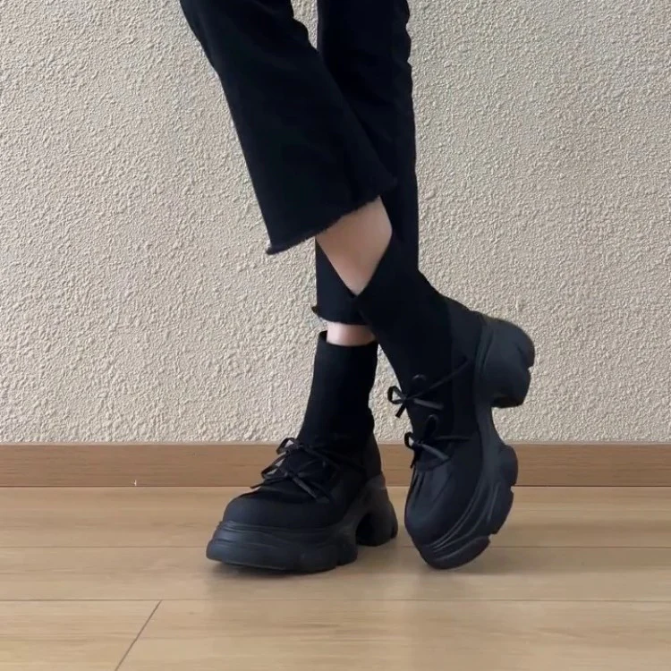 Damen Sneakers mit ergonomischem Design und dämpfender Sohle Heidi Mode - Image 2