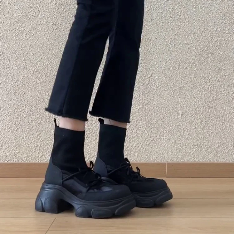 Damen Sneakers mit ergonomischem Design und dämpfender Sohle Heidi Mode - Image 4