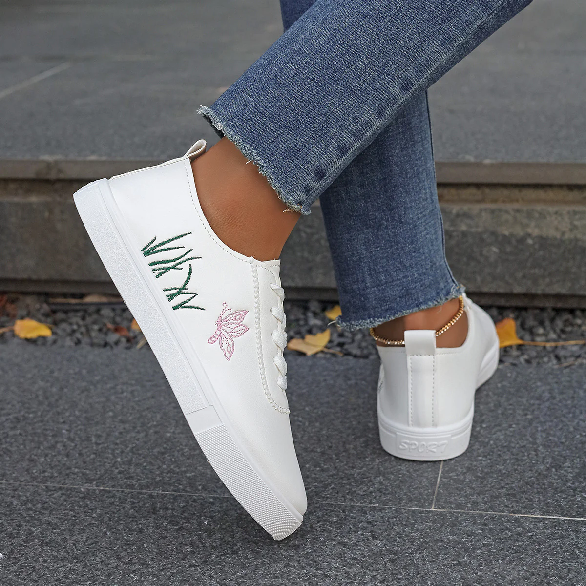 Damen Sneakers mit floralem Stickdesign und komfortabler Sohle Heidi Mode - Image 3