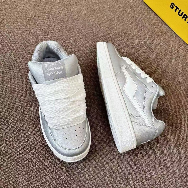 Damen Sneakers mit glänzendem Obermaterial und bequemer Schnürung Heidi Mode - Image 2