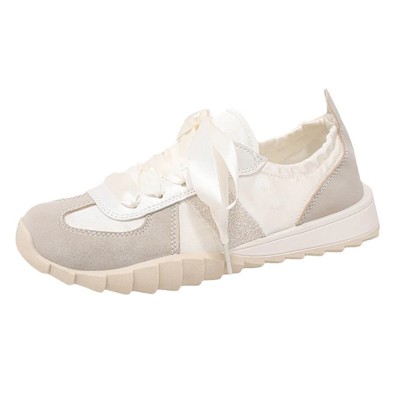 Damen Sneakers mit glänzenden Schnürsenkeln und atmungsaktivem Mesh-Obermaterial Heidi Mode - Image 5