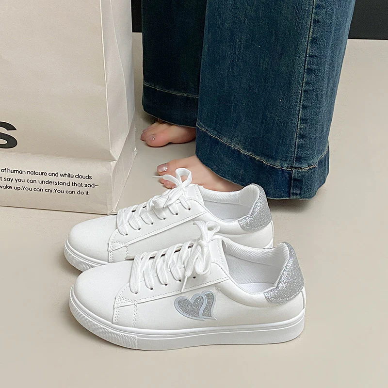 Damen Sneakers mit Glitzerelementen und Herzmotiv Heidi Mode - Image 7