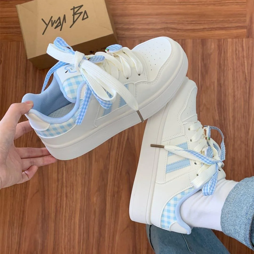 Damen Sneakers mit kariertem Bindungsdesign und atmungsaktiver Innensohle Heidi Mode - Image 2