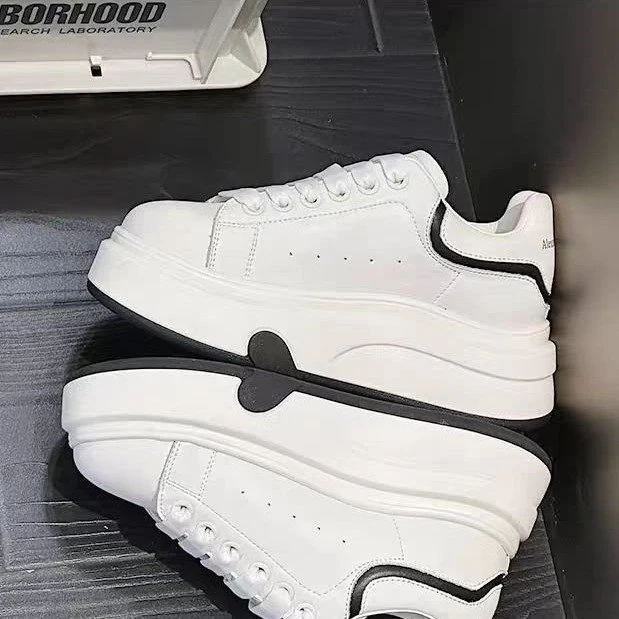 Damen Sneakers mit klassischem Obermaterial und innovativer Dämpfungstechnologie Heidi Mode - Image 5