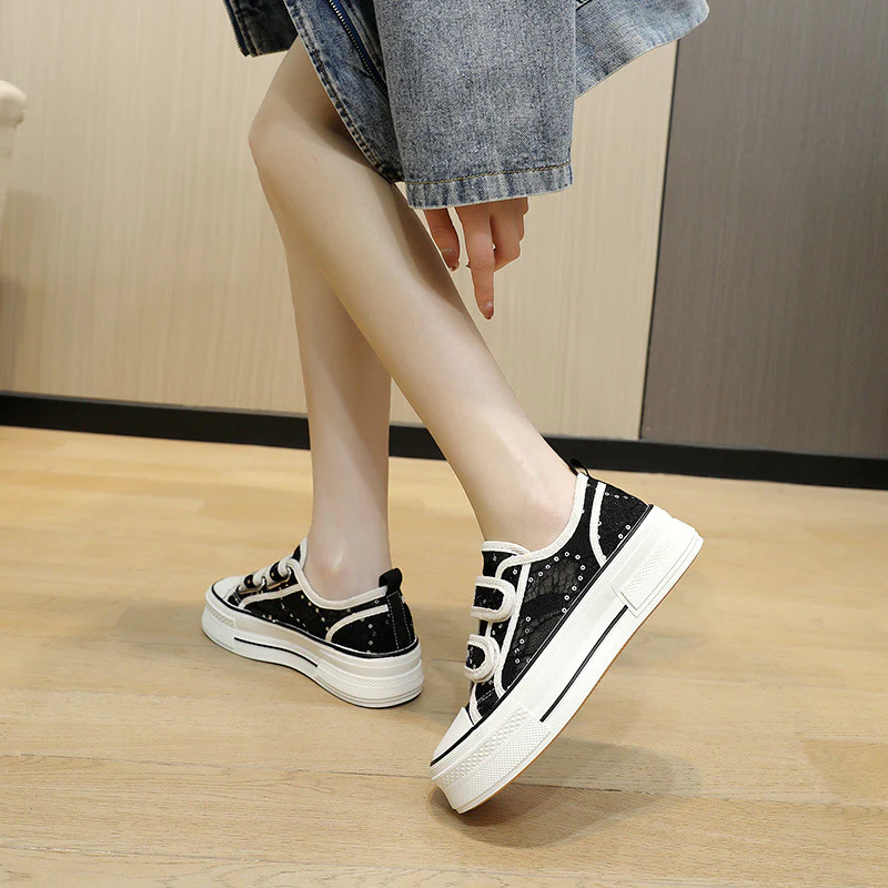 Damen Sneakers mit Klettverschluss und modischem Design Heidi Mode - Image 4
