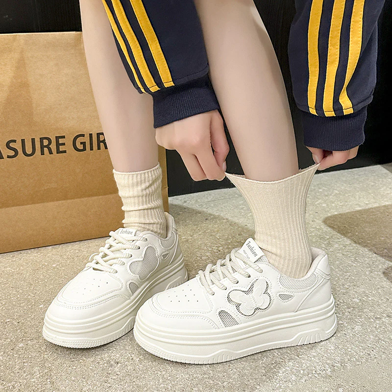 Damen Sneakers mit luftiger Mesh-Oberfläche und komfortabler Plateausohle Heidi Mode - Image 3