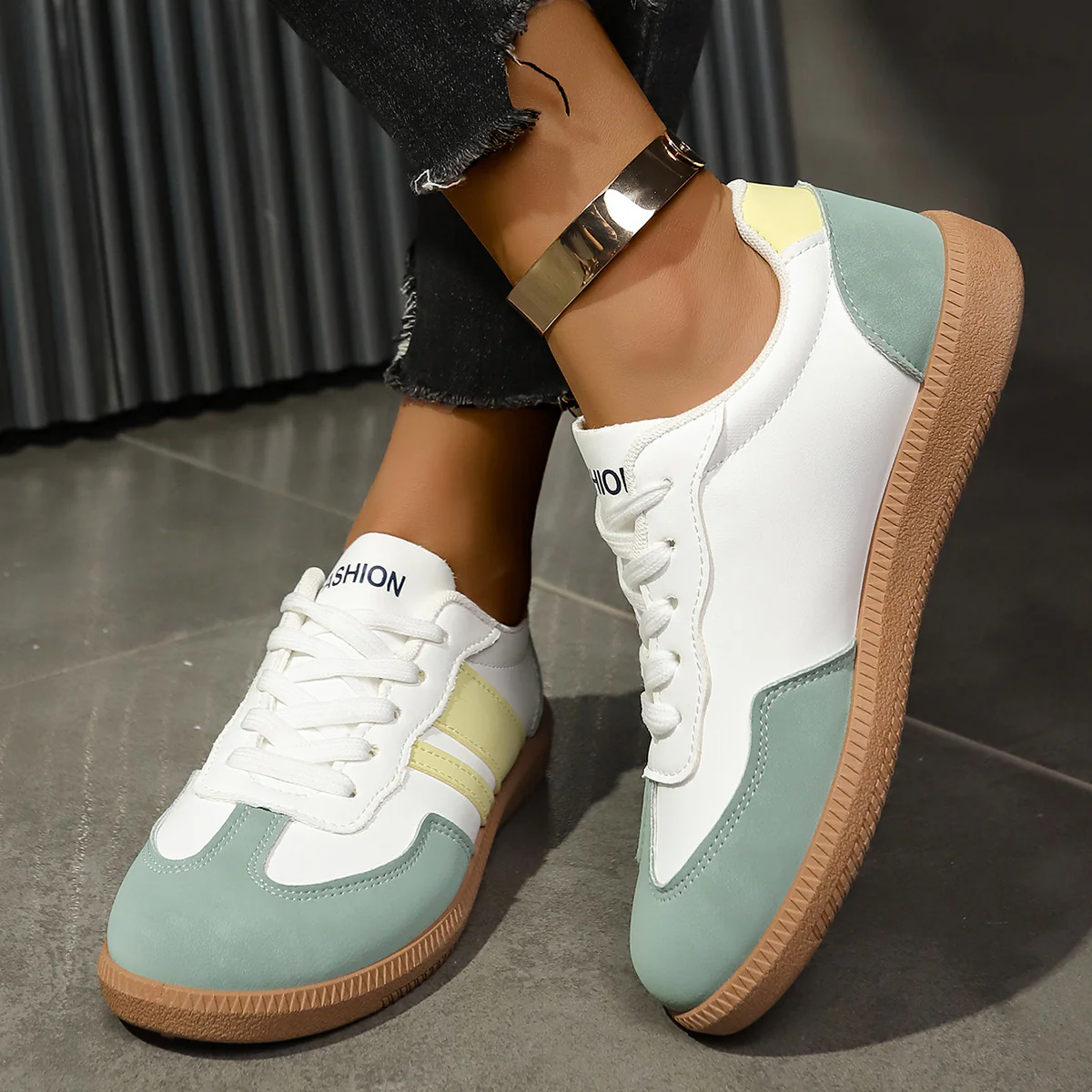 Damen Sneakers mit modischem Obermaterial und strapazierfähiger Gummisohle Heidi Mode - Image 3