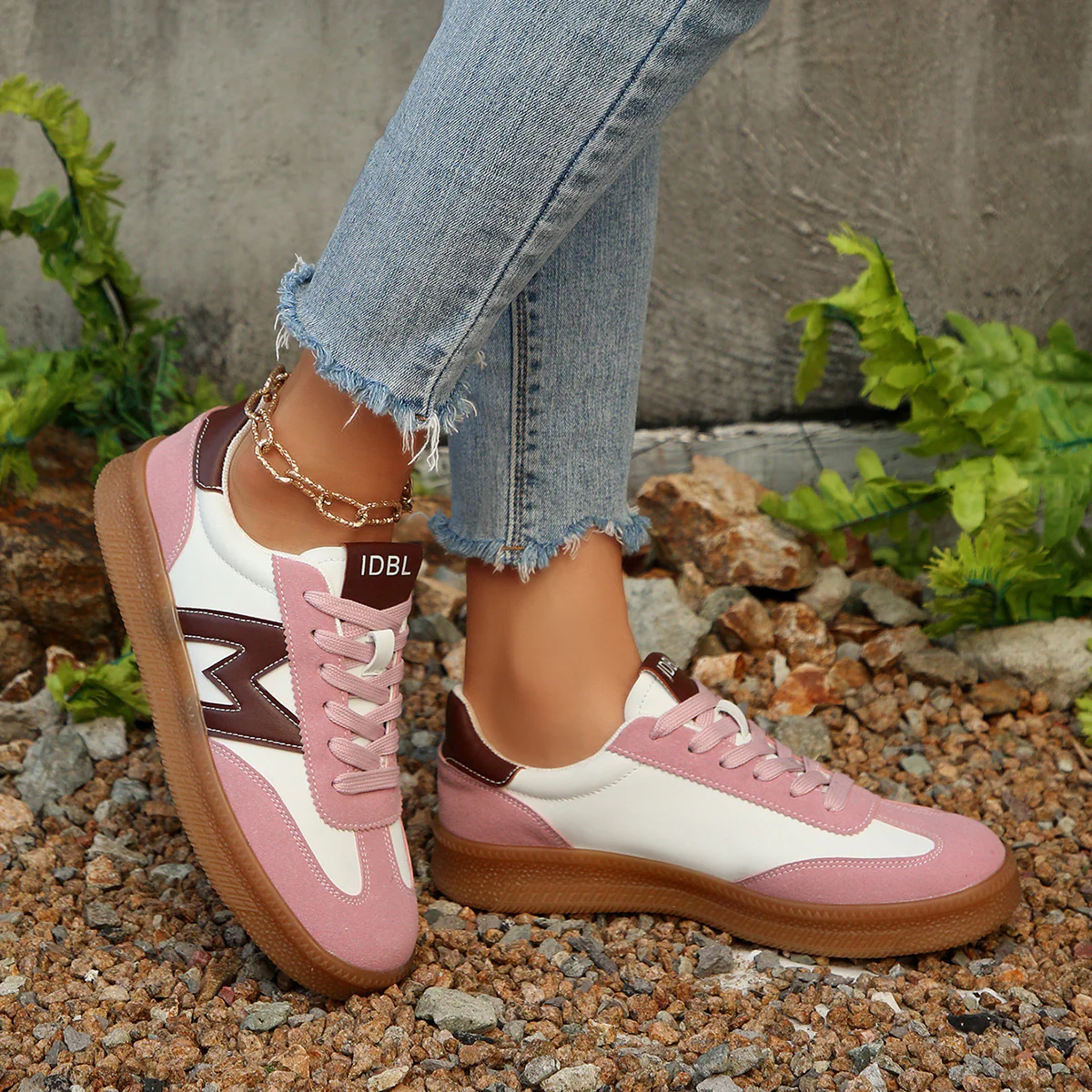 Damen Sneakers mit modischer Suede-Oberfläche und rutschfester Gummisohle Heidi Mode - Image 3