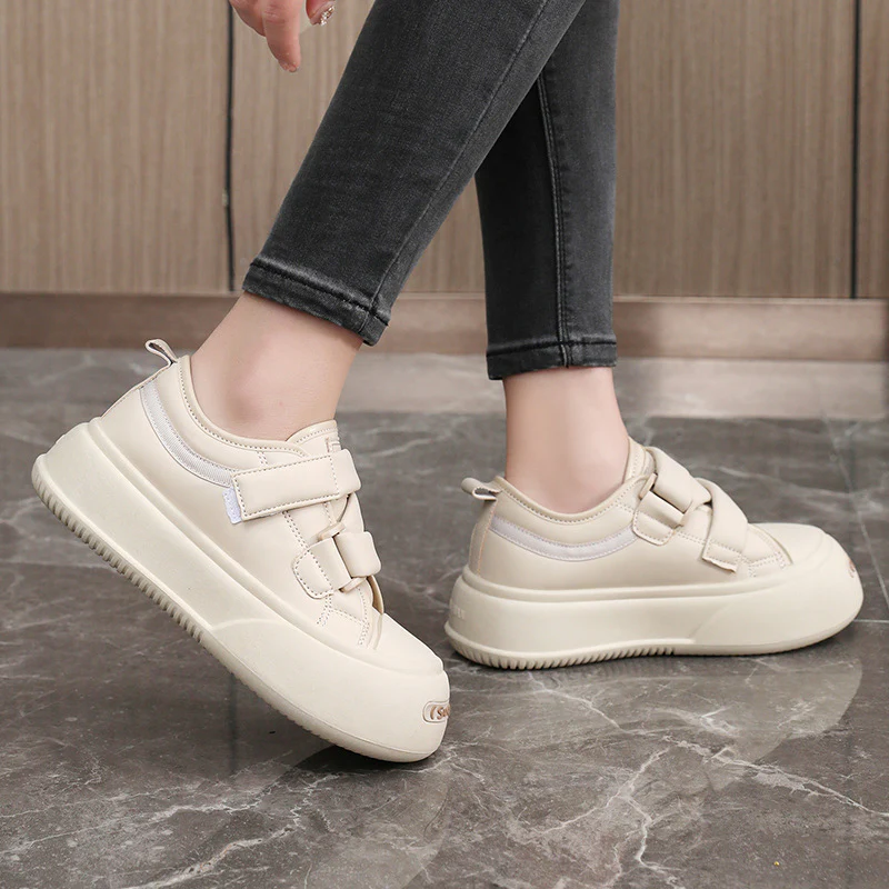 Damen Sneakers mit praktischem Klettverschluss und modernem Design Heidi Mode - Image 3