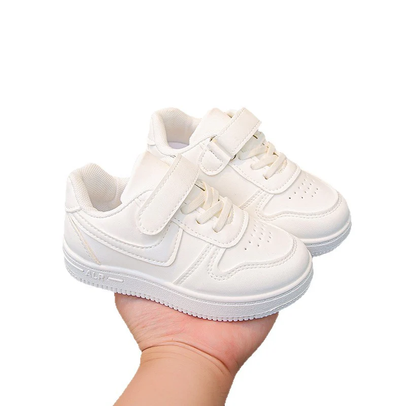 Damen Sneakers mit praktischen Klettverschluss und atmungsaktiver Einlegesohle Heidi Mode - Image 5