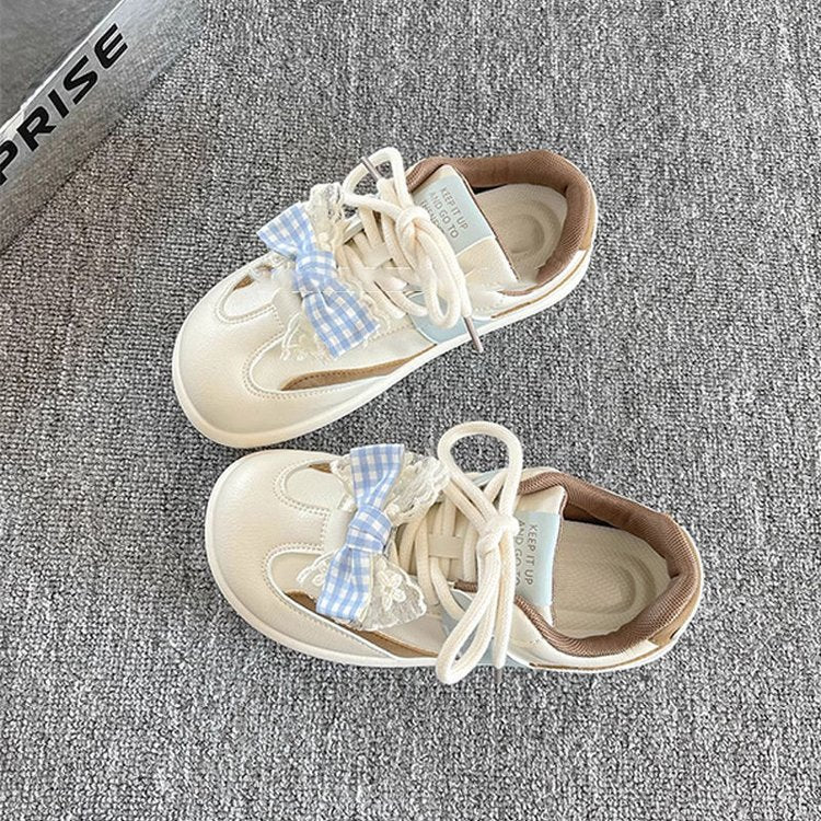 Damen Sneakers mit romantischem Rüschendetail und gepolsterter Sohle Heidi Mode - Image 3