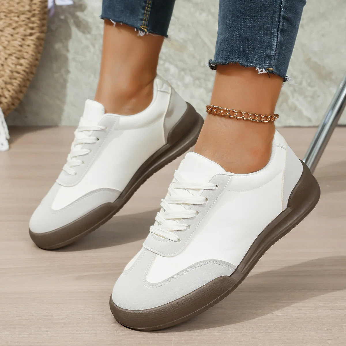 Damen Sneakers mit rutschfester Laufsohle und atmungsaktiver Konstruktion Heidi Mode - Image 4