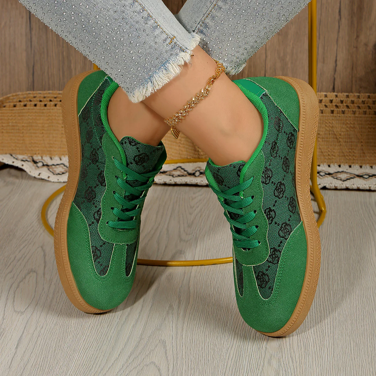 Damen Sneakers mit schickem Logo und farbenfrohem Design Heidi Mode - Image 4