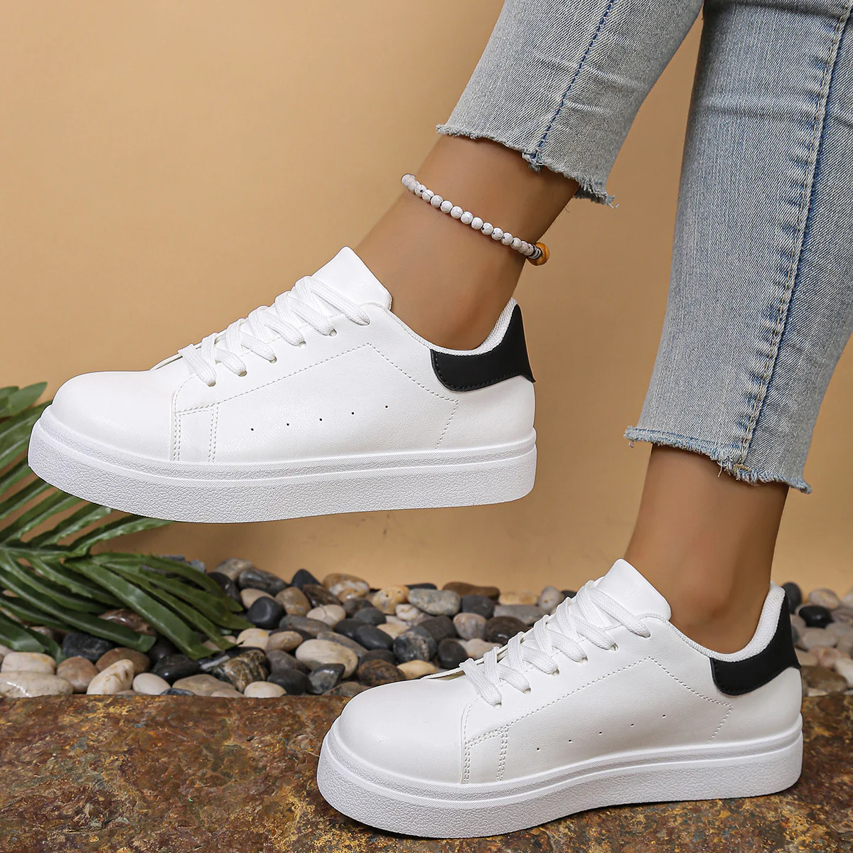 Damen Sneakers mit sportlichem Design und atmungsaktiver Sohle Heidi Mode - Image 2