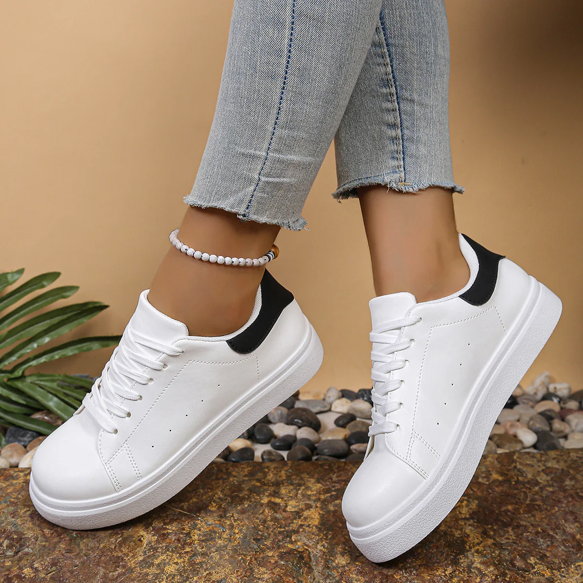 Damen Sneakers mit sportlichem Design und atmungsaktiver Sohle Heidi Mode - Image 3