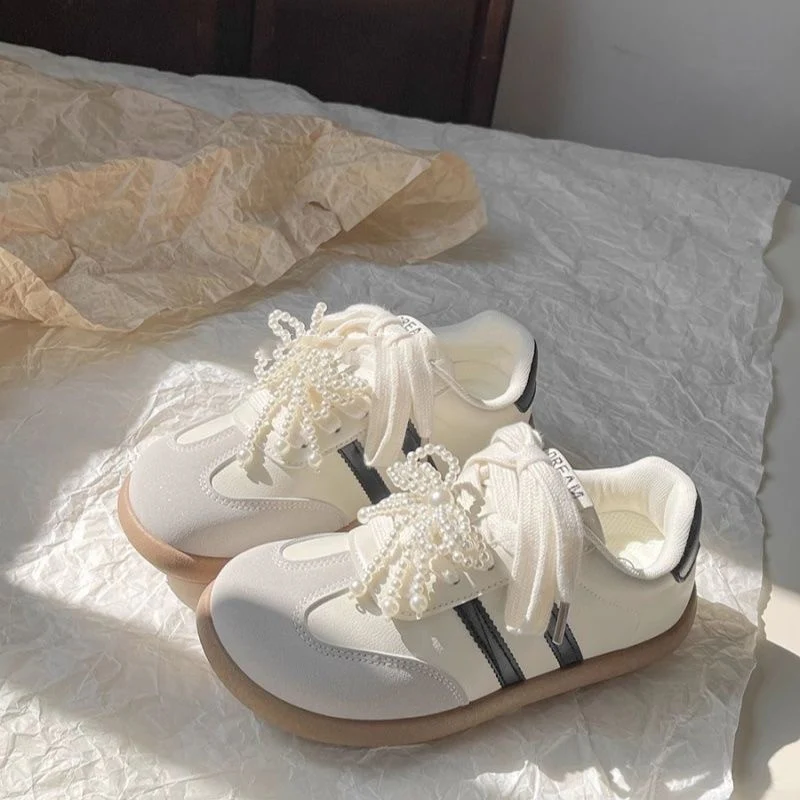 Damen Sneakers mit stilvollen Perlen-Schnürsenkeln Heidi Mode - Image 3