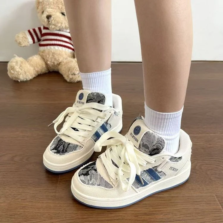 Damen Sneakers mit stylischem Print und gepolsterter Innensohle Heidi Mode - Image 5