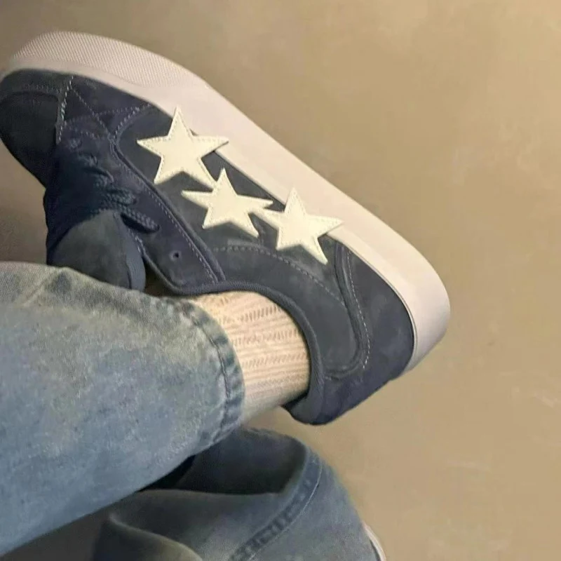 Damen Sneakers mit stylischen Sternen-Applikationen Heidi Mode