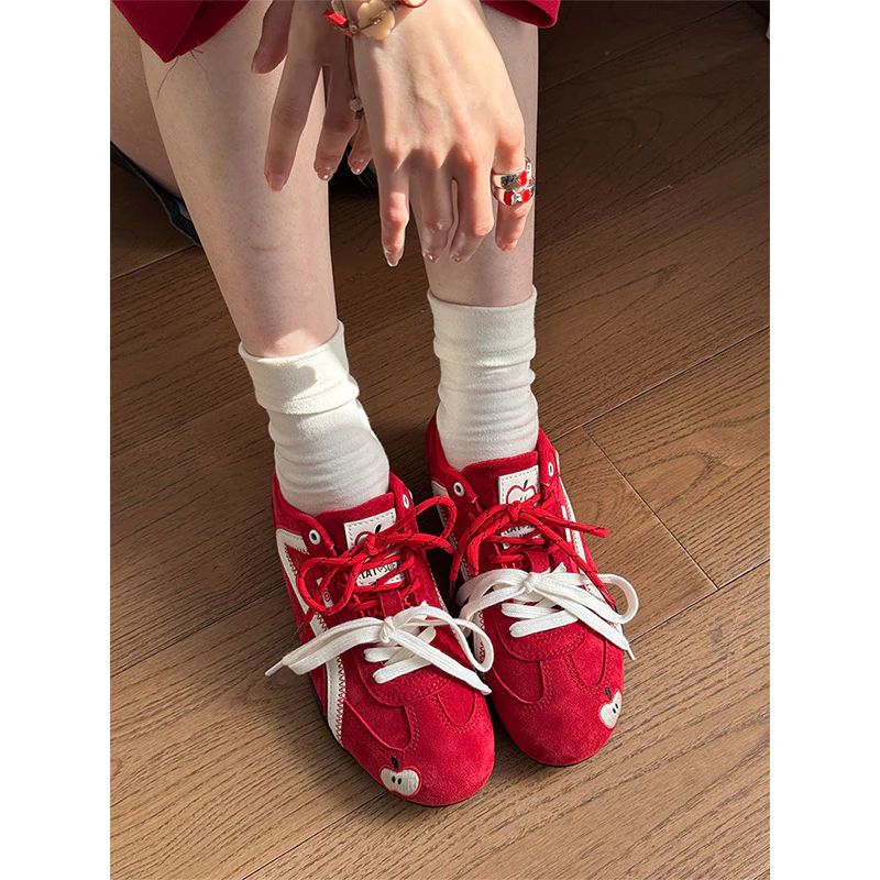 Damen Sneakers mit verspieltem Applikationsdesign und atmungsaktiver Sohle Heidi Mode - Image 6