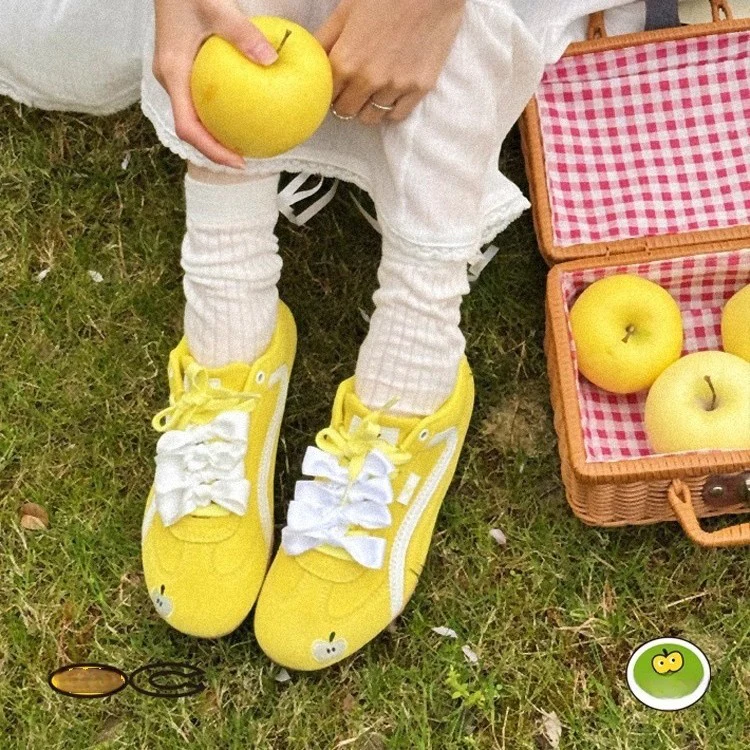 Damen Sneakers mit verspieltem Applikationsdesign und hochwertiger Verarbeitung Heidi Mode - Image 2