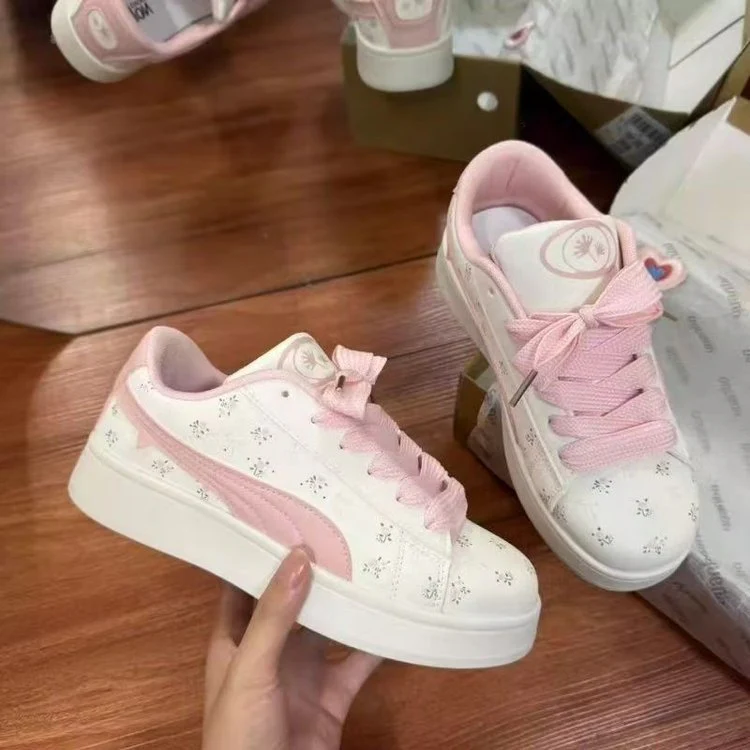 Damen Sneakers mit verspieltem Blumenmuster und komfortabler Sohle Heidi Mode - Image 5