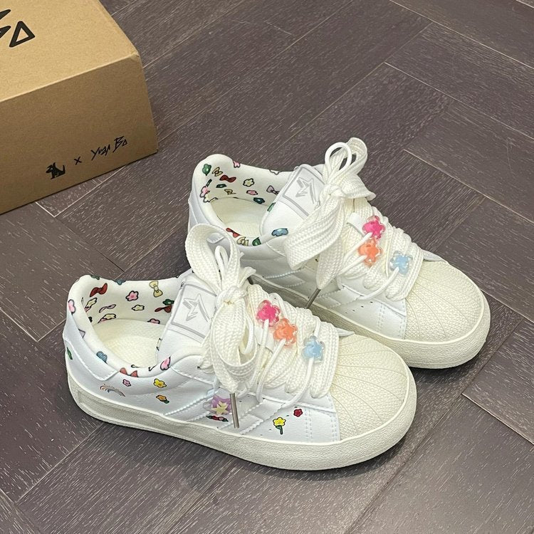 Damen Sneakers mit verspieltem Dekor und atmungsaktiver Innenausstattung Heidi Mode - Image 4