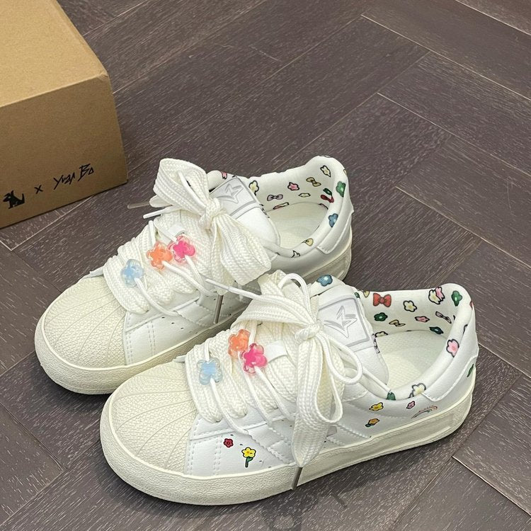 Damen Sneakers mit verspieltem Dekor und atmungsaktiver Innenausstattung Heidi Mode - Image 5