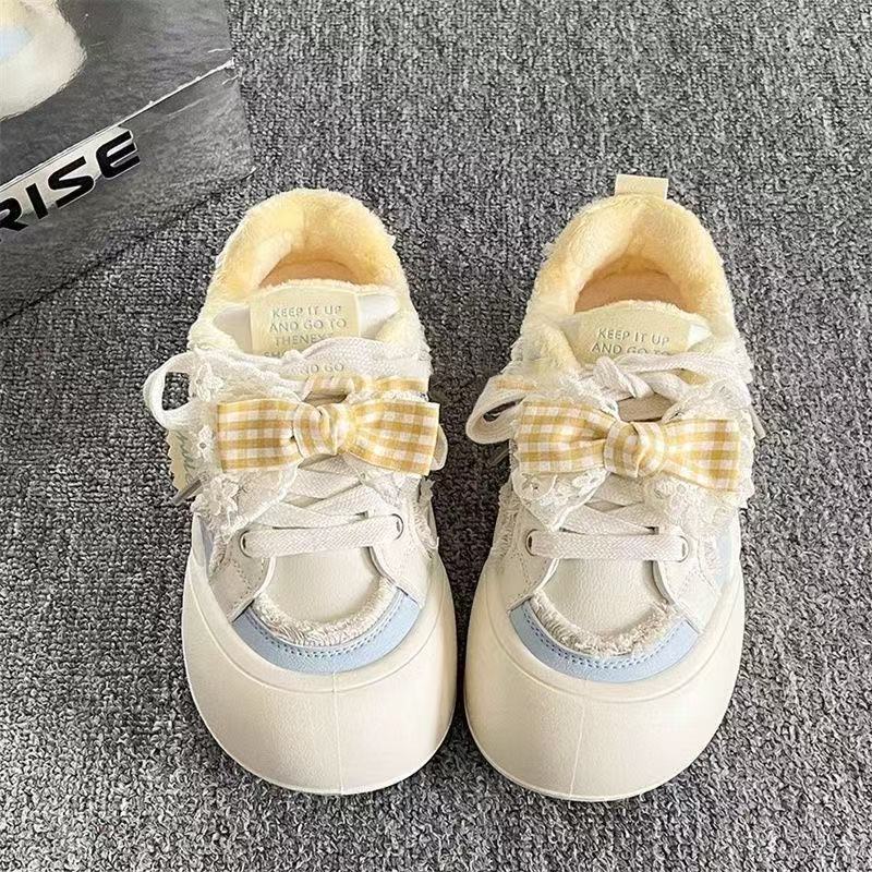 Damen Sneakers mit verspieltem Gingham-Band und kuscheligem Innenfutter Heidi Mode - Image 3